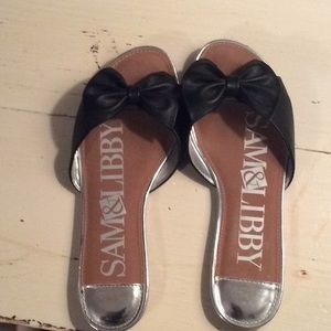 Sam & Libby Black Bow Sandals Size 8